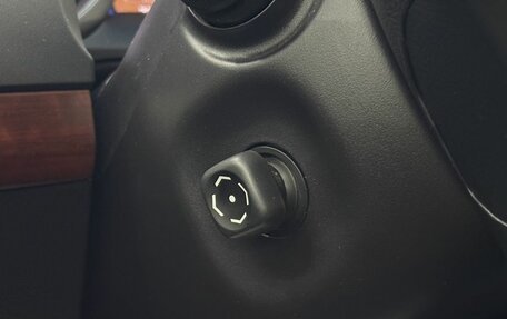 Toyota Land Cruiser Prado 150 рестайлинг 2, 2017 год, 4 600 000 рублей, 29 фотография