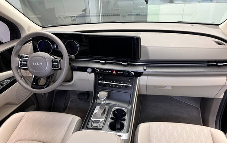 KIA Carnival, 2022 год, 4 870 000 рублей, 16 фотография