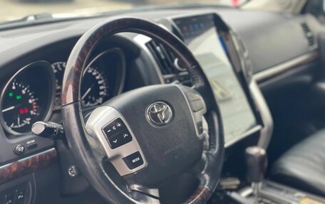 Toyota Land Cruiser 200, 2012 год, 3 990 000 рублей, 10 фотография