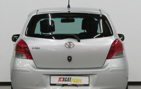 Toyota Vitz, 2009 год, 500 000 рублей, 2 фотография