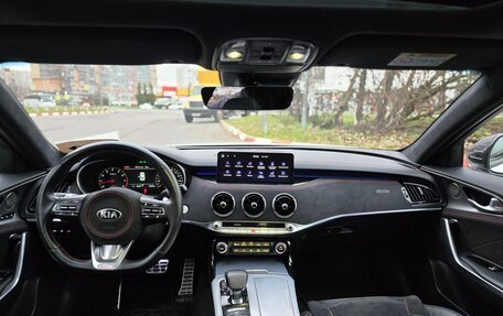 KIA Stinger I, 2022 год, 4 099 000 рублей, 8 фотография