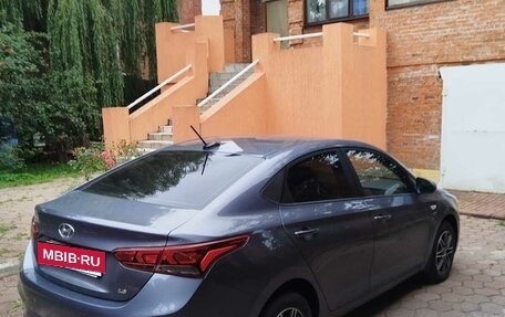 Hyundai Solaris II рестайлинг, 2019 год, 1 500 000 рублей, 5 фотография