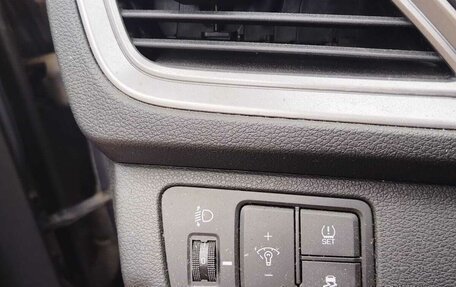 Hyundai Solaris II рестайлинг, 2019 год, 1 500 000 рублей, 11 фотография