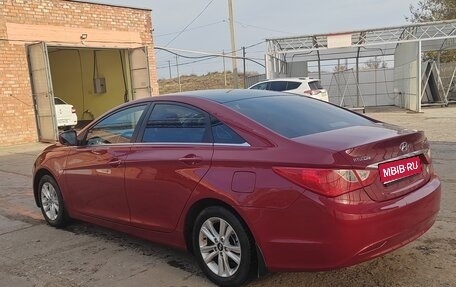 Hyundai Sonata VI, 2012 год, 1 200 000 рублей, 1 фотография