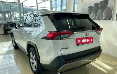 Toyota RAV4, 2020 год, 3 499 900 рублей, 4 фотография