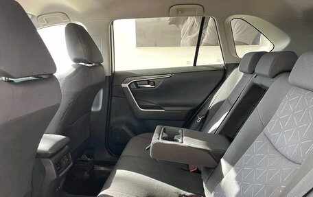 Toyota RAV4, 2020 год, 3 499 900 рублей, 16 фотография