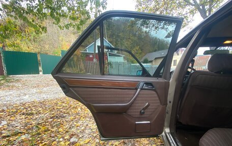 Mercedes-Benz W124, 1989 год, 375 000 рублей, 15 фотография