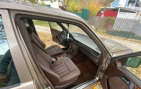 Mercedes-Benz W124, 1989 год, 375 000 рублей, 24 фотография