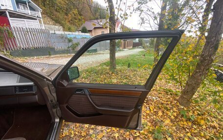 Mercedes-Benz W124, 1989 год, 375 000 рублей, 26 фотография