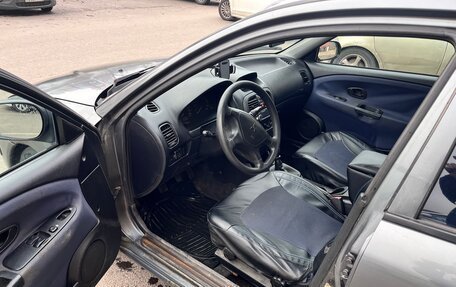 Mitsubishi Carisma I, 2002 год, 180 000 рублей, 7 фотография