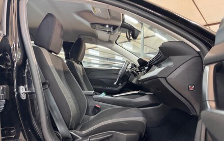 Peugeot 308, 2022 год, 2 300 000 рублей, 6 фотография