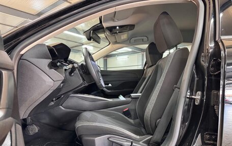 Peugeot 308, 2022 год, 2 300 000 рублей, 8 фотография