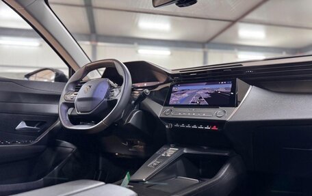 Peugeot 308, 2022 год, 2 300 000 рублей, 13 фотография