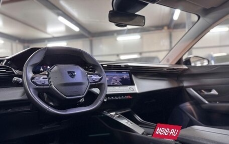 Peugeot 308, 2022 год, 2 300 000 рублей, 11 фотография