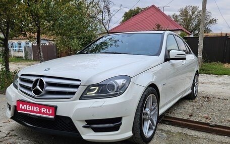 Mercedes-Benz C-Класс, 2012 год, 1 500 000 рублей, 1 фотография