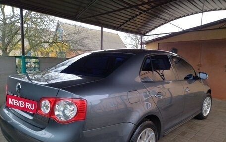 Volkswagen Jetta VI, 2009 год, 975 423 рублей, 2 фотография