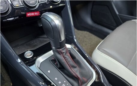 Volkswagen T-Roc I, 2022 год, 2 525 000 рублей, 10 фотография