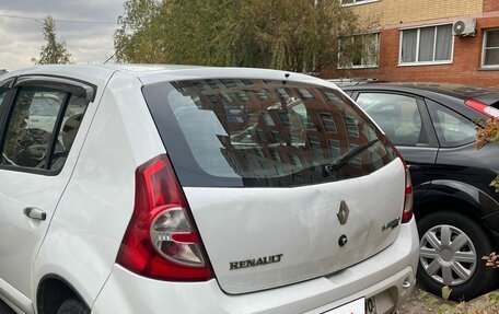Renault Sandero I, 2010 год, 280 000 рублей, 3 фотография
