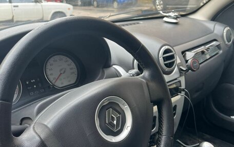 Renault Sandero I, 2010 год, 280 000 рублей, 2 фотография