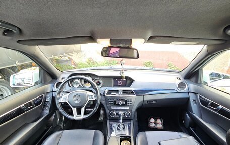 Mercedes-Benz C-Класс, 2012 год, 1 500 000 рублей, 6 фотография