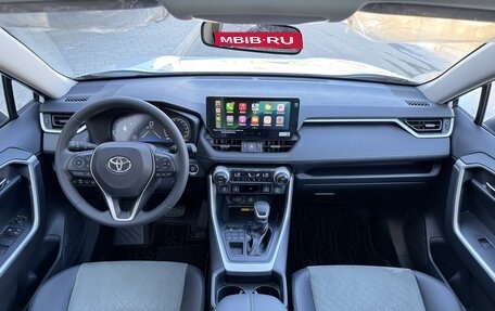 Toyota RAV4, 2025 год, 3 990 000 рублей, 2 фотография