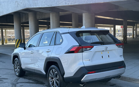 Toyota RAV4, 2025 год, 3 990 000 рублей, 6 фотография