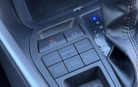 Toyota RAV4, 2025 год, 3 990 000 рублей, 25 фотография