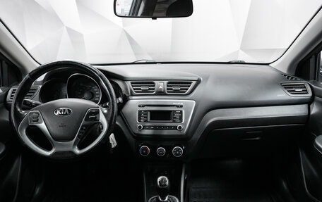 KIA Rio III рестайлинг, 2017 год, 942 000 рублей, 9 фотография