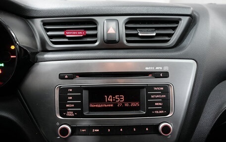 KIA Rio III рестайлинг, 2017 год, 942 000 рублей, 13 фотография