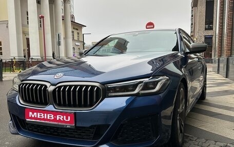 BMW 5 серия, 2022 год, 6 200 000 рублей, 1 фотография