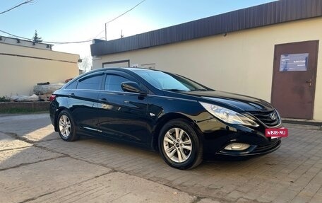 Hyundai Sonata VI, 2011 год, 800 000 рублей, 2 фотография