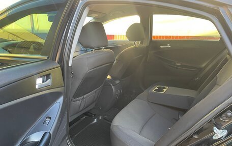 Hyundai Sonata VI, 2011 год, 800 000 рублей, 10 фотография