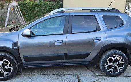 Renault Duster, 2022 год, 2 000 000 рублей, 2 фотография