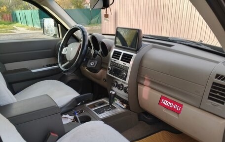 Dodge Nitro, 2007 год, 1 450 000 рублей, 9 фотография