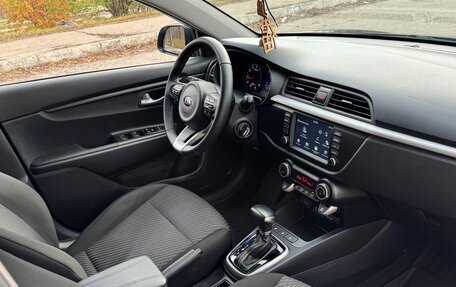 KIA Rio IV, 2019 год, 1 580 000 рублей, 13 фотография