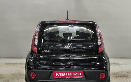 KIA Soul II рестайлинг, 2018 год, 1 550 000 рублей, 6 фотография