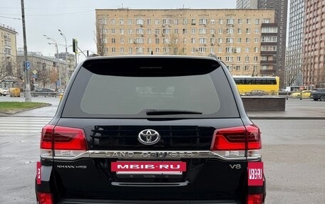 Toyota Land Cruiser 200, 2016 год, 5 800 000 рублей, 7 фотография