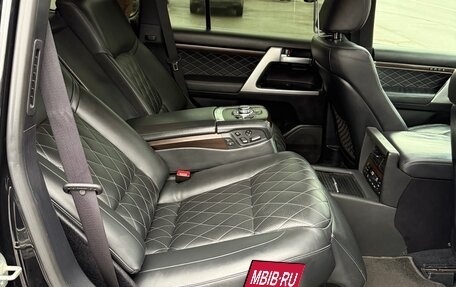 Toyota Land Cruiser 200, 2016 год, 5 800 000 рублей, 19 фотография