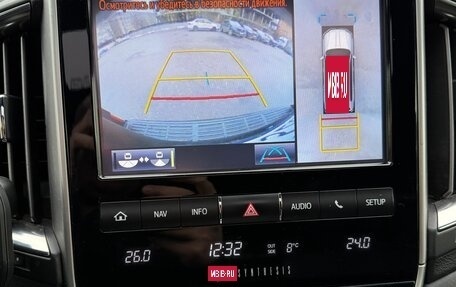 Toyota Land Cruiser 200, 2016 год, 5 800 000 рублей, 27 фотография