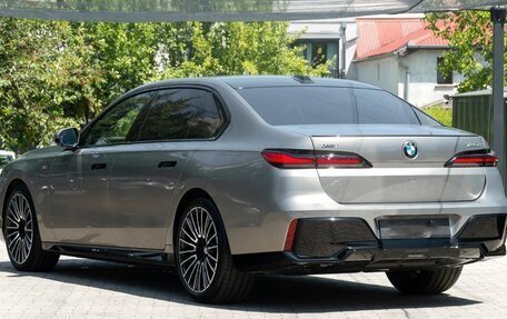 BMW 7 серия, 2024 год, 18 490 000 рублей, 5 фотография