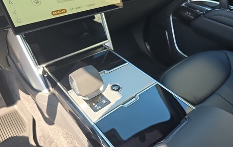 Land Rover Range Rover IV рестайлинг, 2025 год, 307 955 рублей, 14 фотография