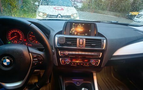 BMW 1 серия, 2015 год, 1 700 000 рублей, 21 фотография