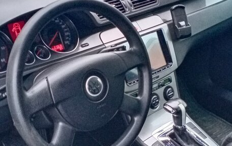 Volkswagen Passat B6, 2007 год, 610 000 рублей, 3 фотография