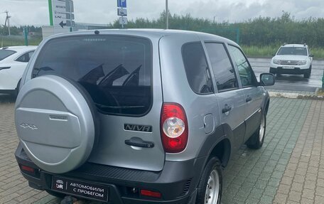 Chevrolet Niva I рестайлинг, 2017 год, 678 000 рублей, 6 фотография