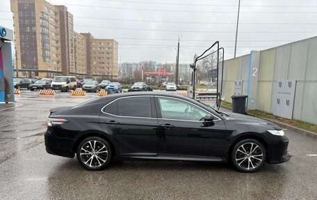 Toyota Camry, 2020 год, 2 700 000 рублей, 3 фотография