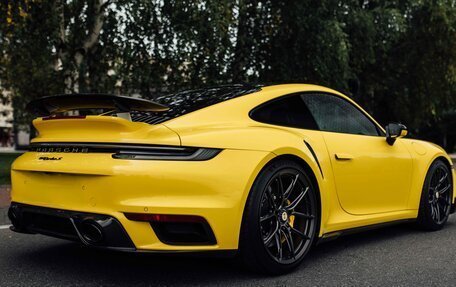 Porsche 911, 2021 год, 30 000 000 рублей, 10 фотография