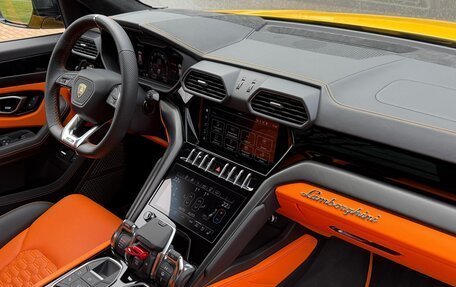 Lamborghini Urus I, 2022 год, 28 900 000 рублей, 29 фотография