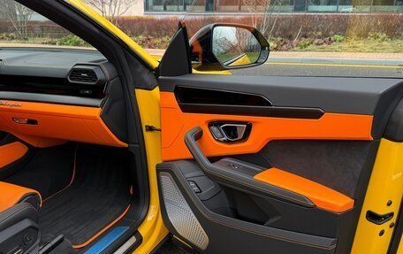 Lamborghini Urus I, 2022 год, 28 900 000 рублей, 26 фотография