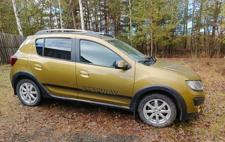 Renault Sandero II рестайлинг, 2015 год, 775 000 рублей, 18 фотография