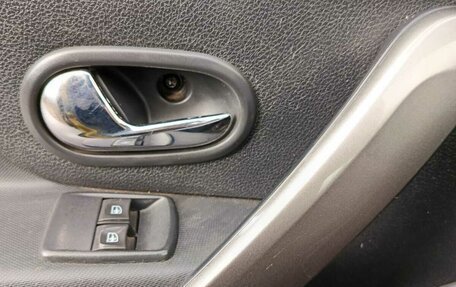 Renault Sandero II рестайлинг, 2015 год, 775 000 рублей, 29 фотография